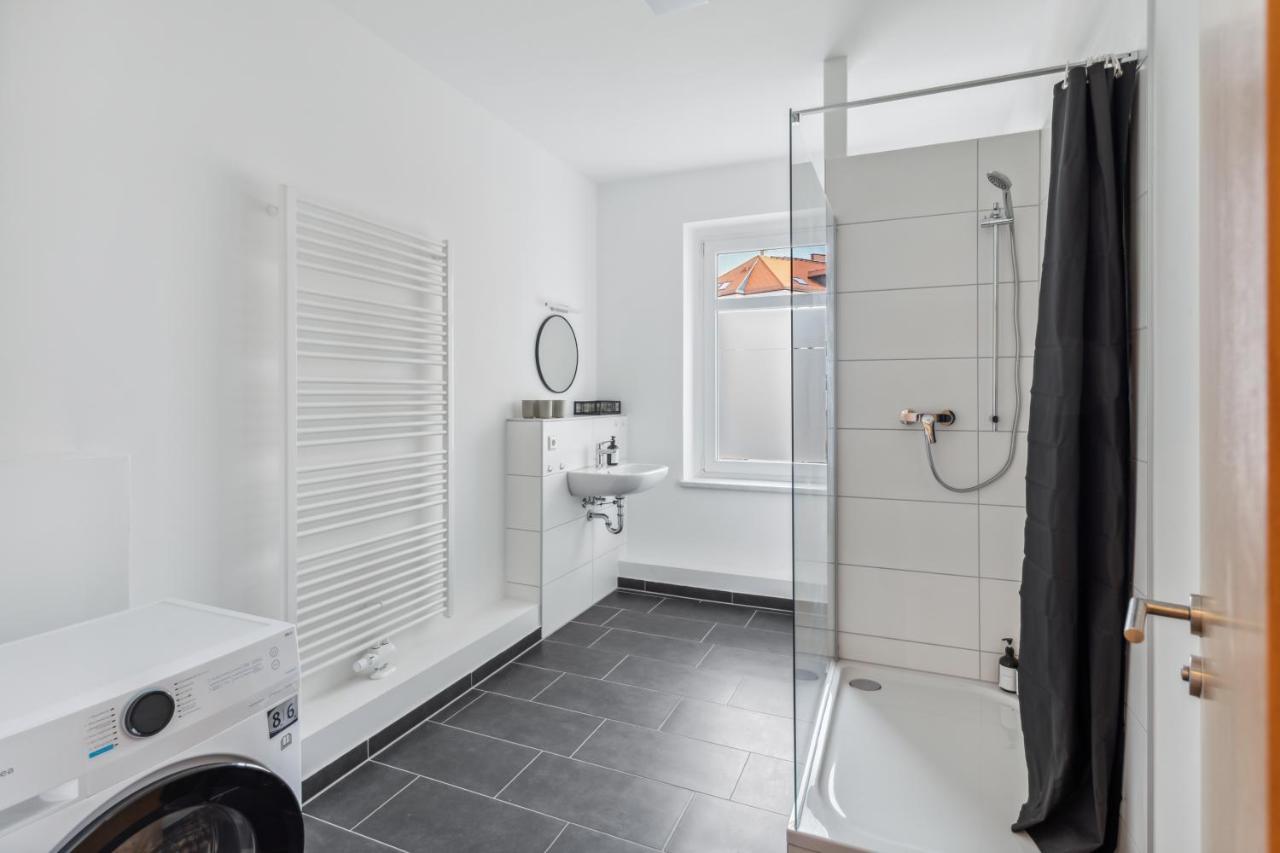 Salihomes/Max Apartment/5Pax/Modern Eingerichtet/Voll Ausgestattet Kueche Markranstädt 외부 사진